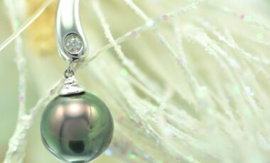 Tahihtian pearl Pendant AliiKaioe